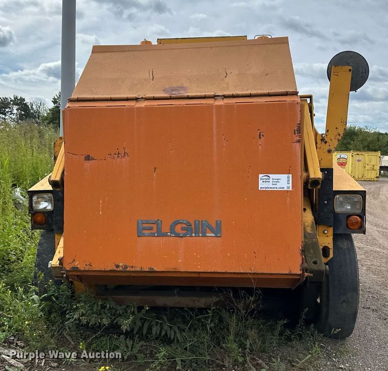 image for item DT6283 Elgin Pellican street sweeper