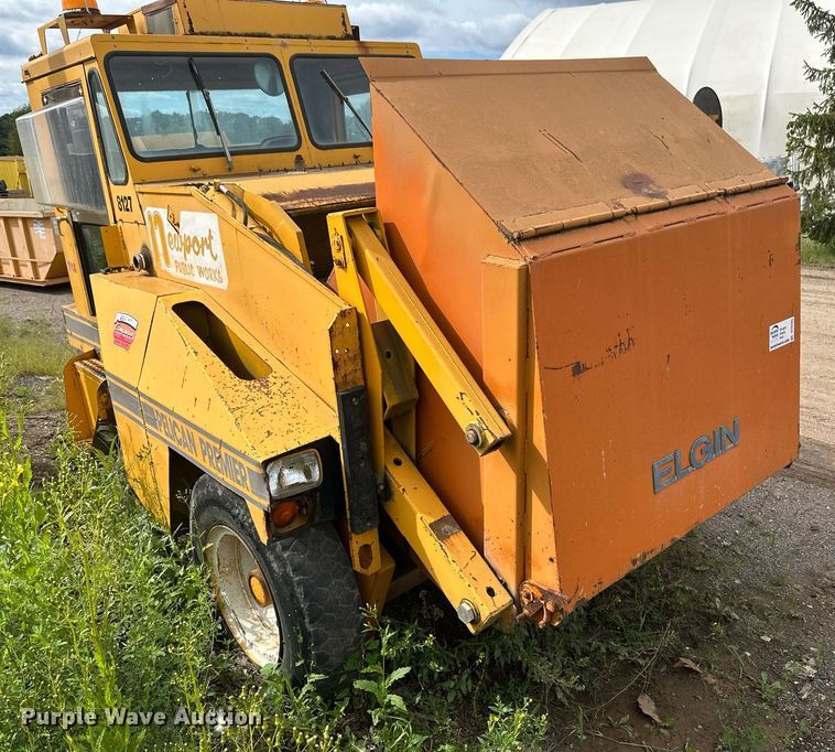 image for item DT6283 Elgin Pellican street sweeper