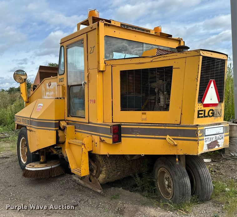 image for item DT6283 Elgin Pellican street sweeper