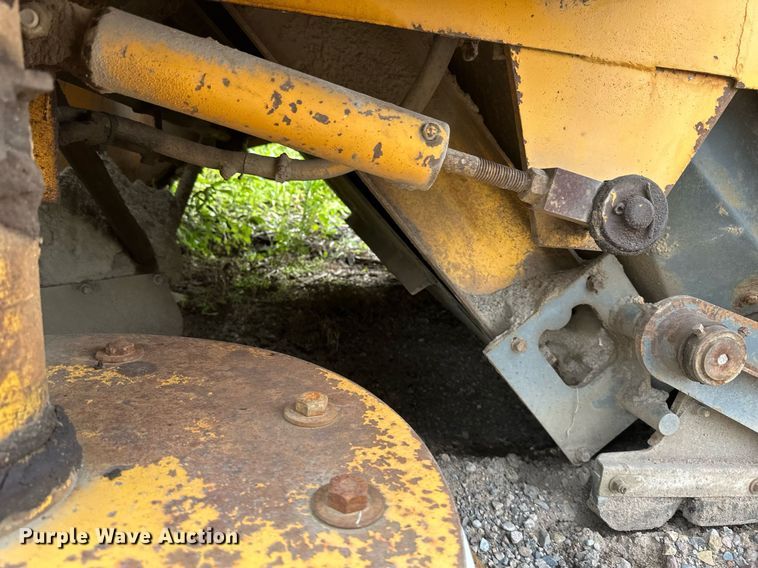 image for item DT6283 Elgin Pellican street sweeper