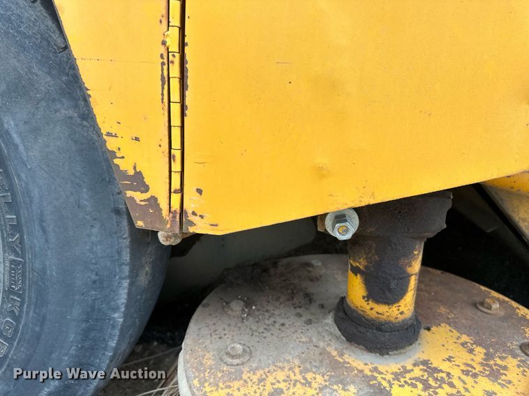 image for item DT6283 Elgin Pellican street sweeper