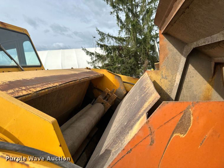 image for item DT6283 Elgin Pellican street sweeper