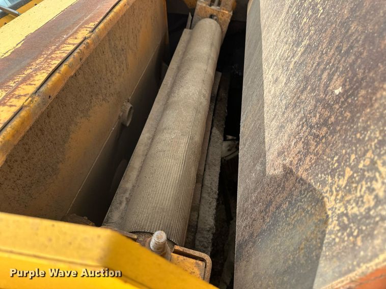 image for item DT6283 Elgin Pellican street sweeper