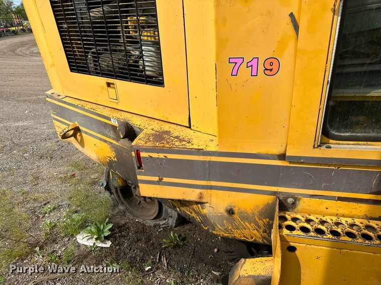 image for item DT6283 Elgin Pellican street sweeper