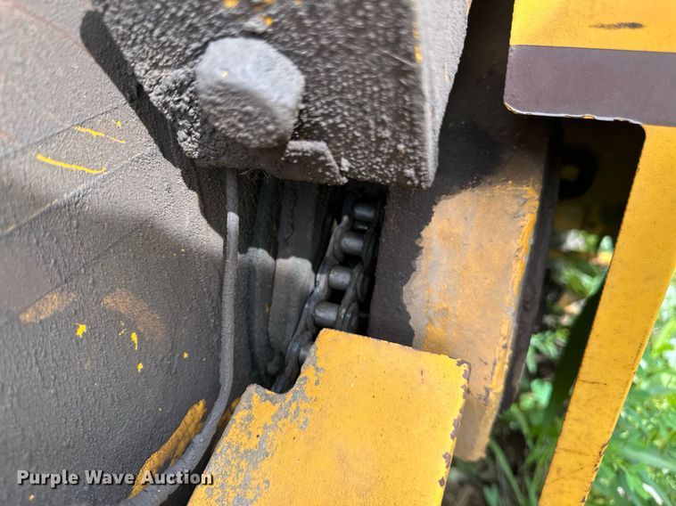 image for item DT6283 Elgin Pellican street sweeper