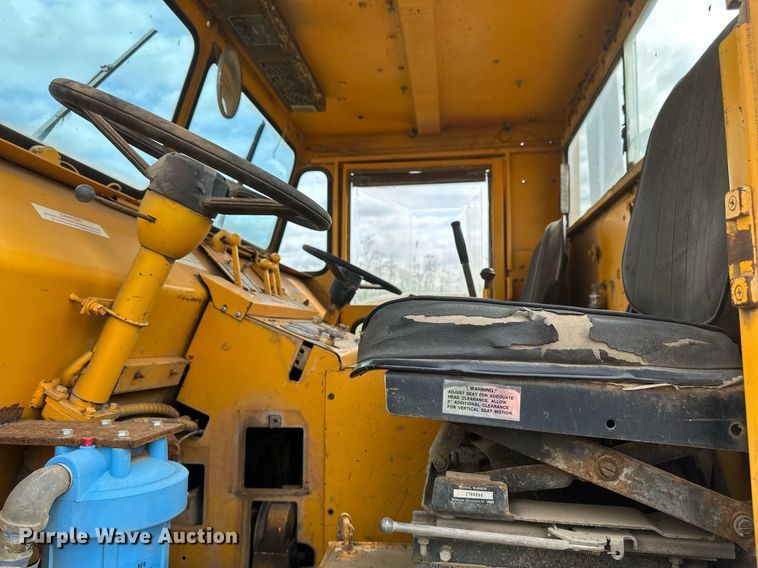 image for item DT6283 Elgin Pellican street sweeper