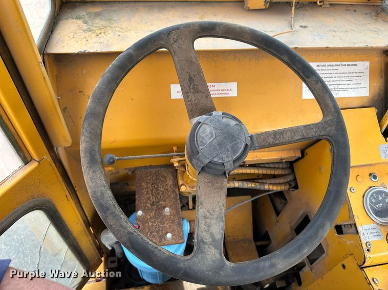 image for item DT6283 Elgin Pellican street sweeper