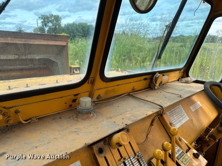 image for item DT6283 Elgin Pellican street sweeper