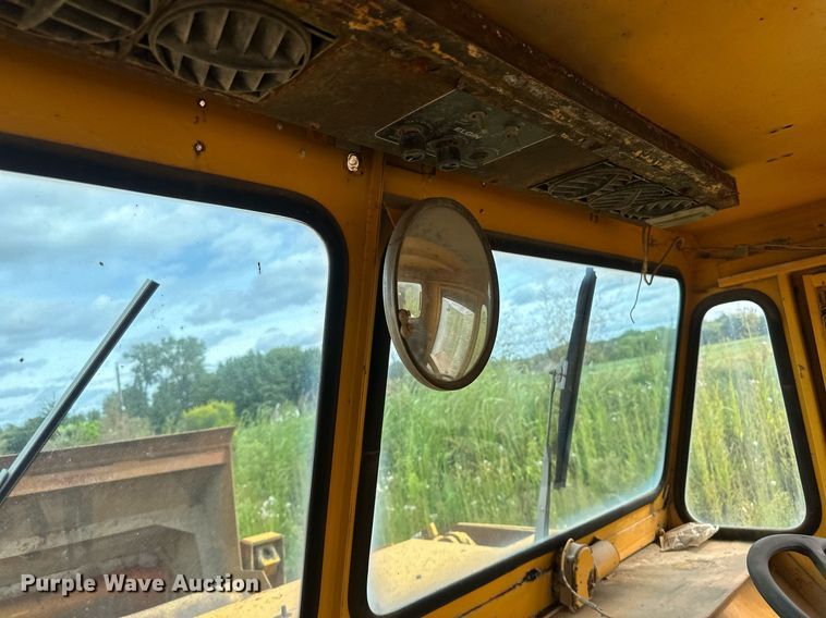 image for item DT6283 Elgin Pellican street sweeper