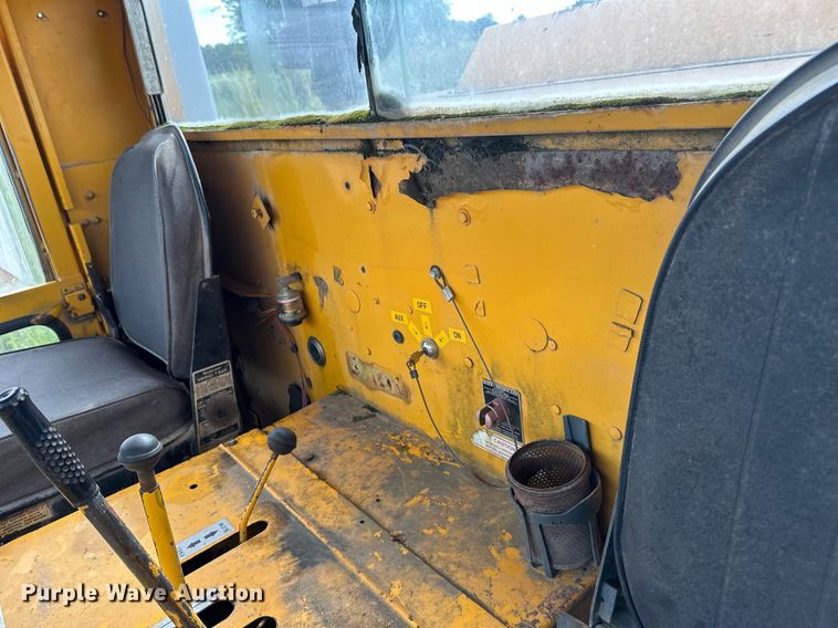 image for item DT6283 Elgin Pellican street sweeper