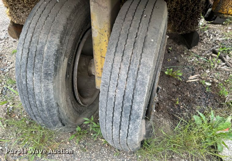 image for item DT6283 Elgin Pellican street sweeper