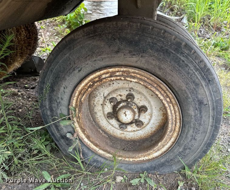 image for item DT6283 Elgin Pellican street sweeper