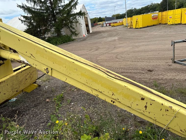 image for item DT6285 Truck mounted crane