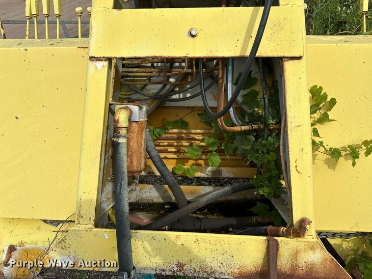 image for item DT6285 Truck mounted crane