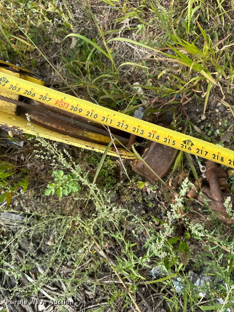 image for item DT6285 Truck mounted crane