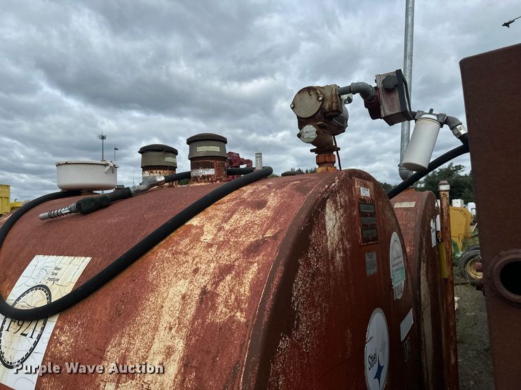 image for item DT6289 (6) fuel tanks