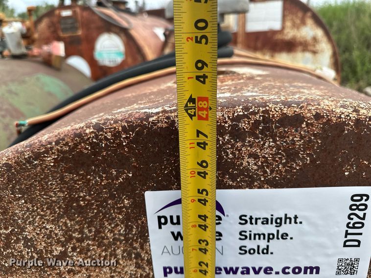 image for item DT6289 (6) fuel tanks