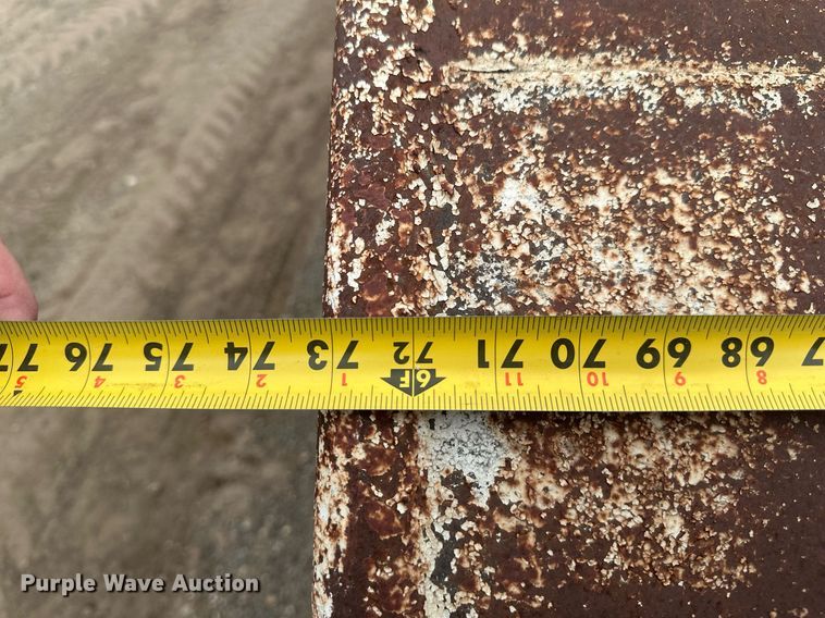 image for item DT6289 (6) fuel tanks