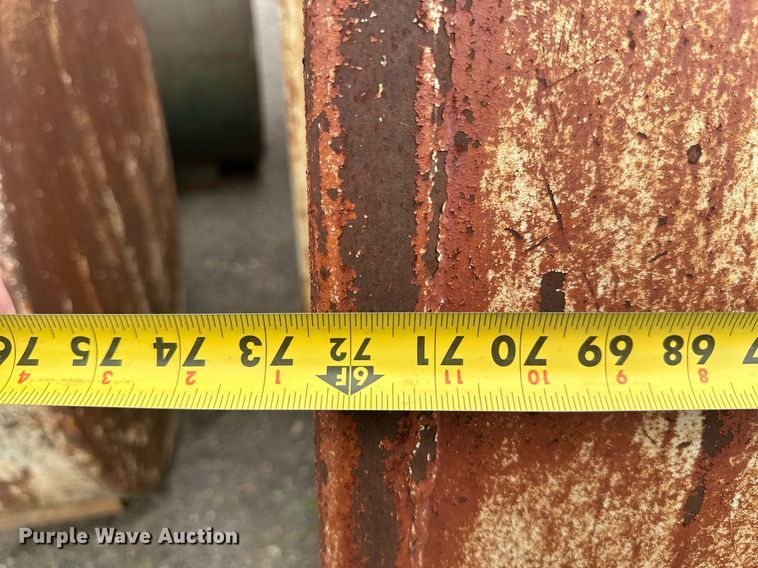 image for item DT6289 (6) fuel tanks