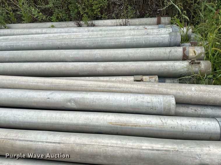 image for item DT6293 Approximately 28 pieces of pipe