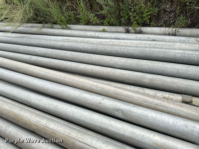 image for item DT6293 Approximately 28 pieces of pipe