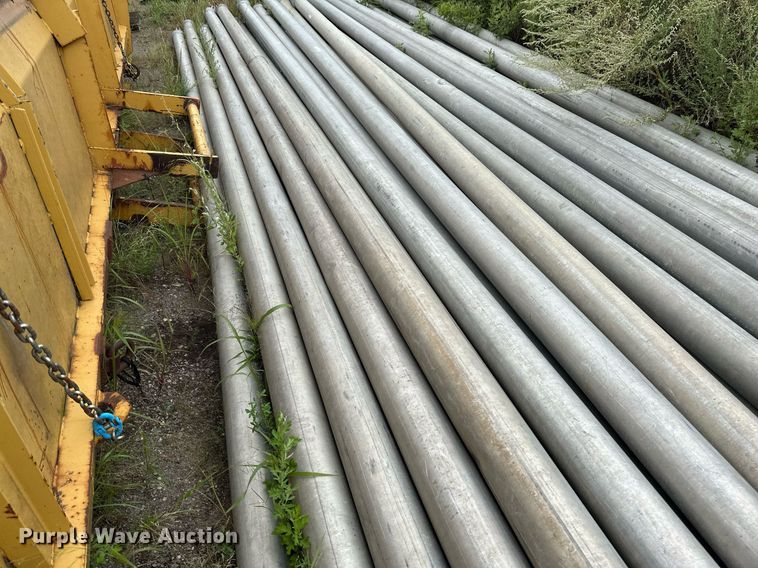 image for item DT6293 Approximately 28 pieces of pipe