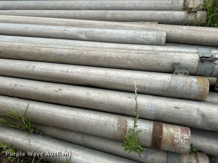 image for item DT6293 Approximately 28 pieces of pipe