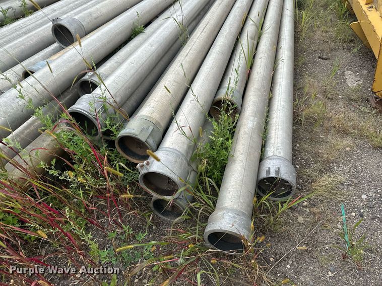 image for item DT6293 Approximately 28 pieces of pipe