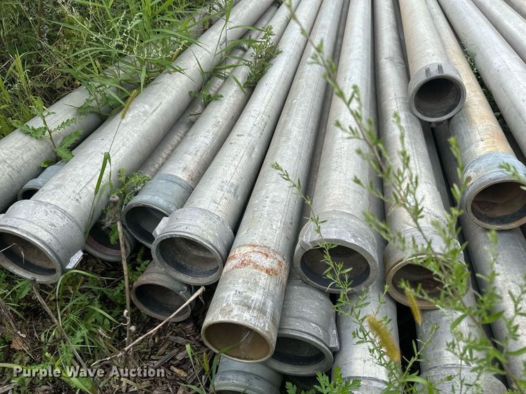 image for item DT6293 Approximately 28 pieces of pipe