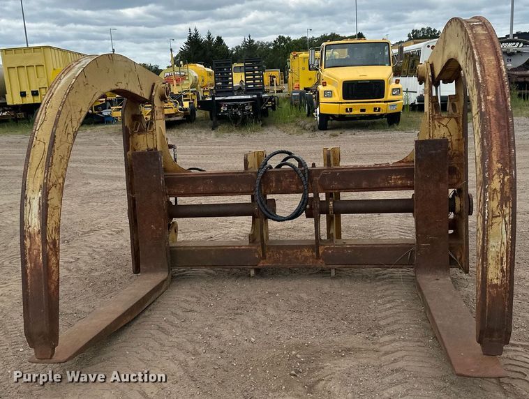 image for item DT6295 JRB wheel loader grapple forks