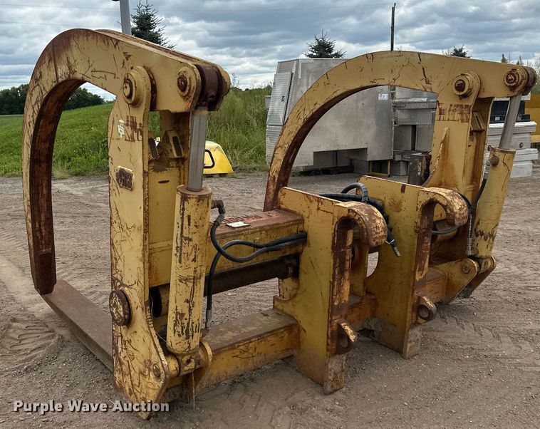 image for item DT6295 JRB wheel loader grapple forks