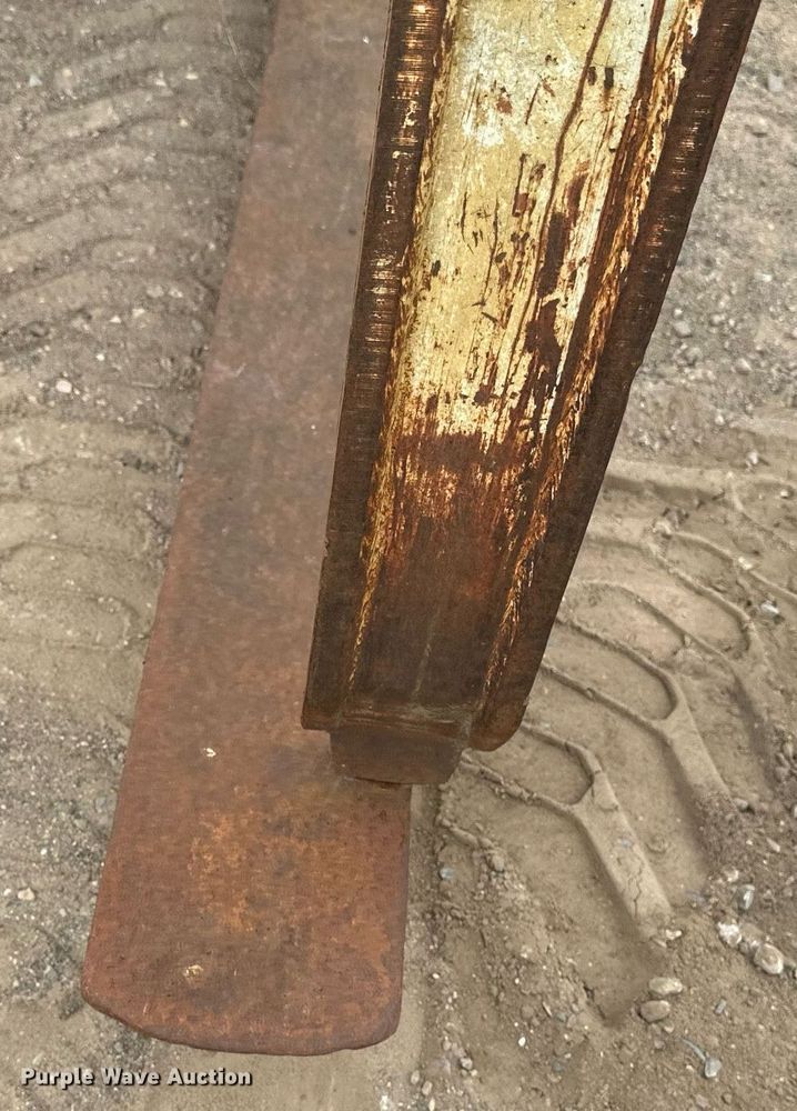 image for item DT6295 JRB wheel loader grapple forks