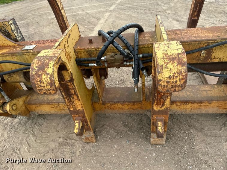 image for item DT6295 JRB wheel loader grapple forks