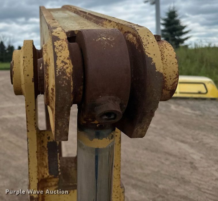 image for item DT6295 JRB wheel loader grapple forks