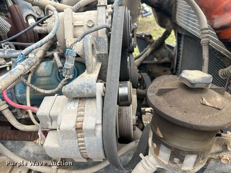 image for item DT6314 2006 International 4200 street sweeper truck