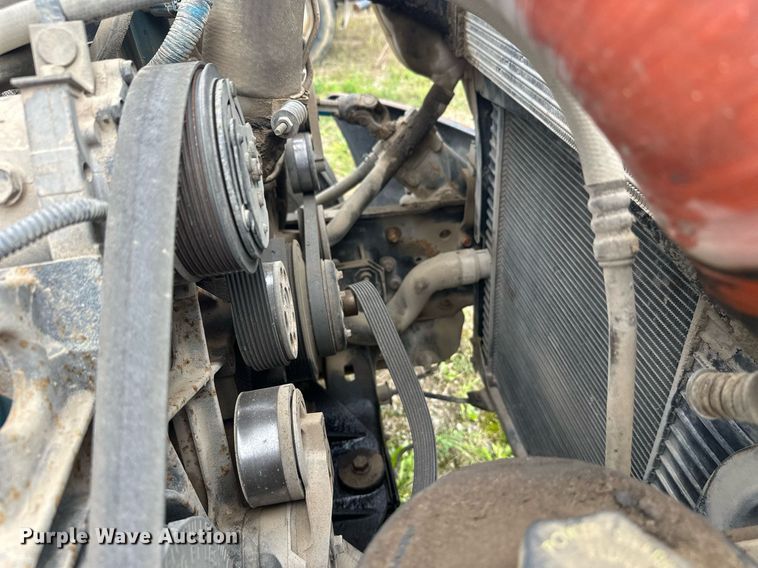 image for item DT6314 2006 International 4200 street sweeper truck