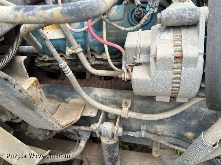 image for item DT6314 2006 International 4200 street sweeper truck