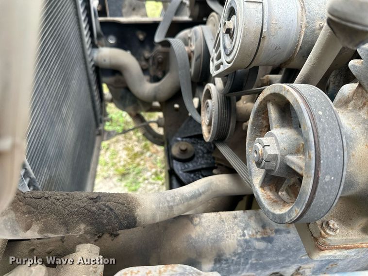 image for item DT6314 2006 International 4200 street sweeper truck