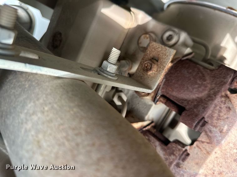 image for item DT6314 2006 International 4200 street sweeper truck