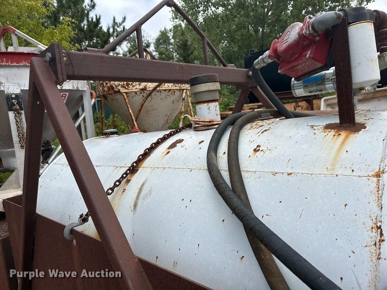 image for item DT6323 Fuel tank