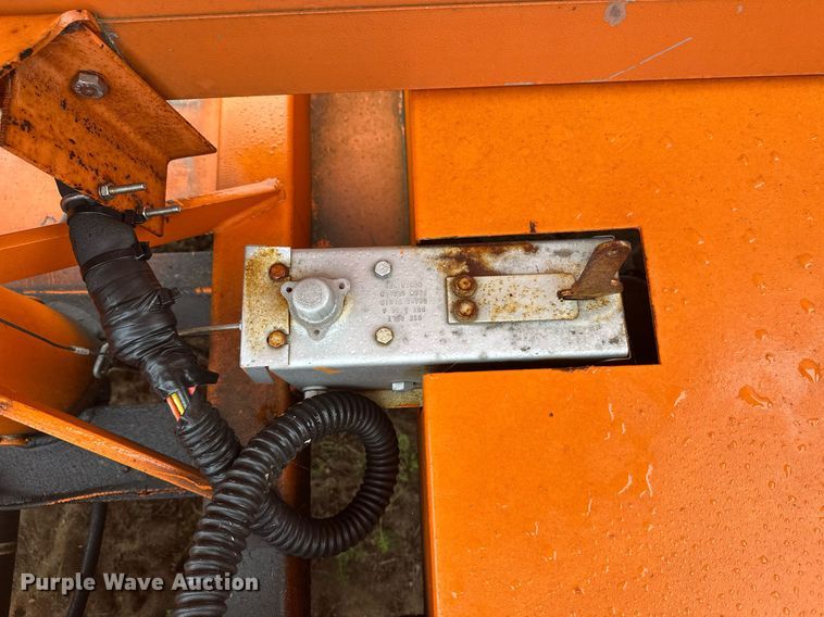 image for item DT6328 1998 American Signal message board trailer