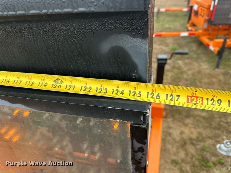 image for item DT6328 1998 American Signal message board trailer