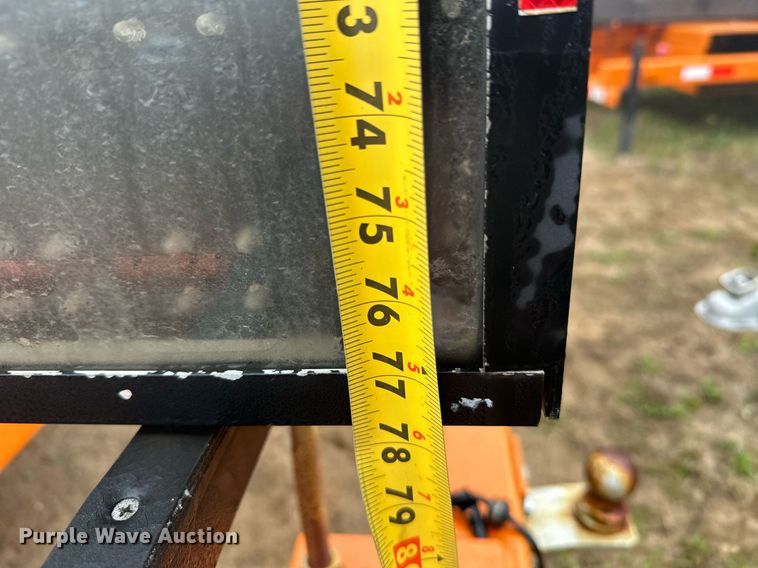 image for item DT6328 1998 American Signal message board trailer