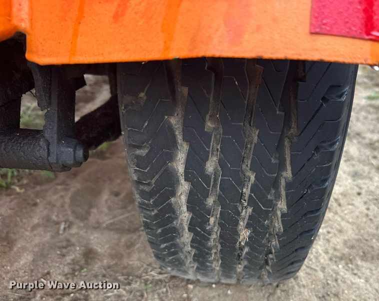 image for item DT6328 1998 American Signal message board trailer