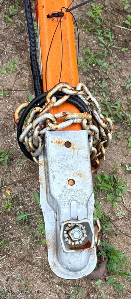 image for item DT6330 1998 American Signal message board trailer