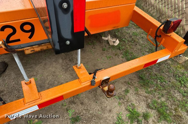 image for item DT6330 1998 American Signal message board trailer