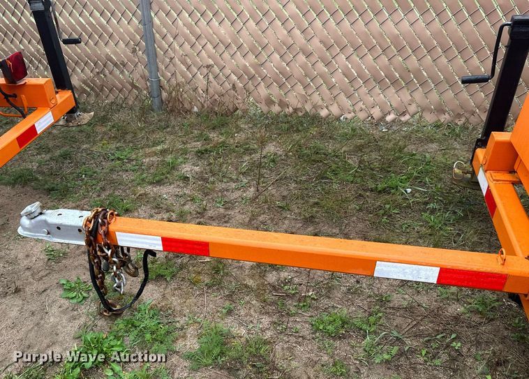 image for item DT6331 1999 American Signal message board trailer