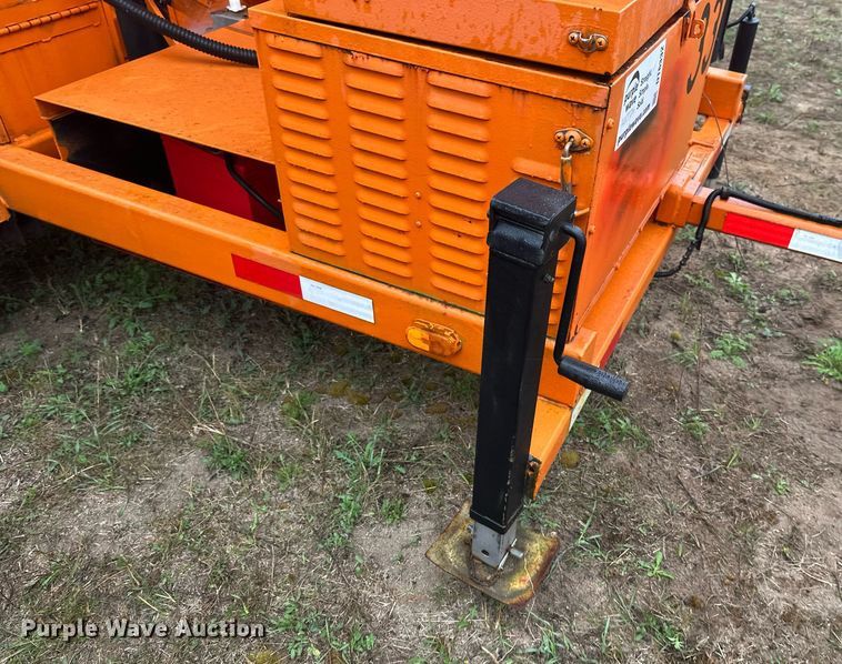 image for item DT6332 American Signal message board trailer