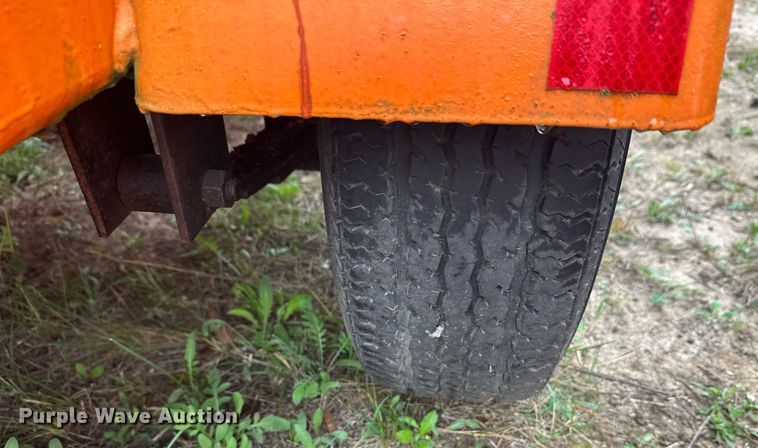 image for item DT6332 American Signal message board trailer