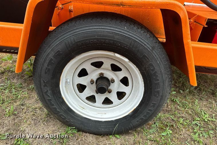 image for item DT6332 American Signal message board trailer